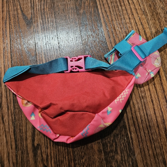 NWT Tipsy Elves Pink Natural Light Fanny Pack With Drink Holder - Picture 3 of 3